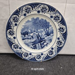 Charmant Blauw-Wit Bord Société Céramique Maestricht