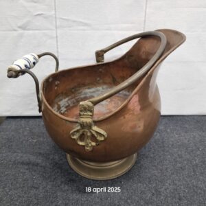 Vintage Koperen Kolenkit / Kolenemmer met Porseleinen Handvat