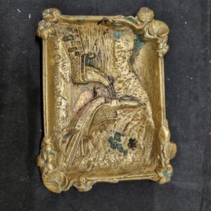 Mysterieus Metalen Plaatje / Asbak