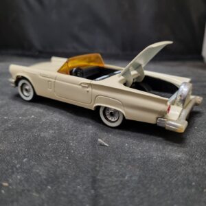 Ford Thunderbird