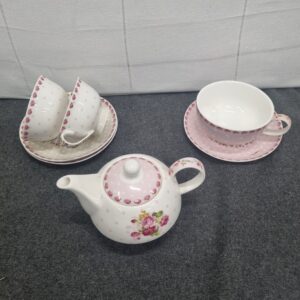 High Tea Set van Bone China