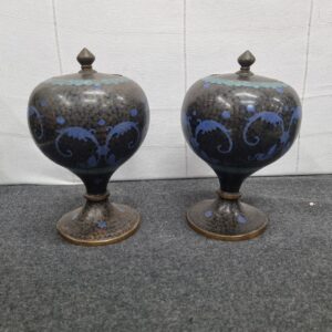 Cloisonné Emaille Urnen
