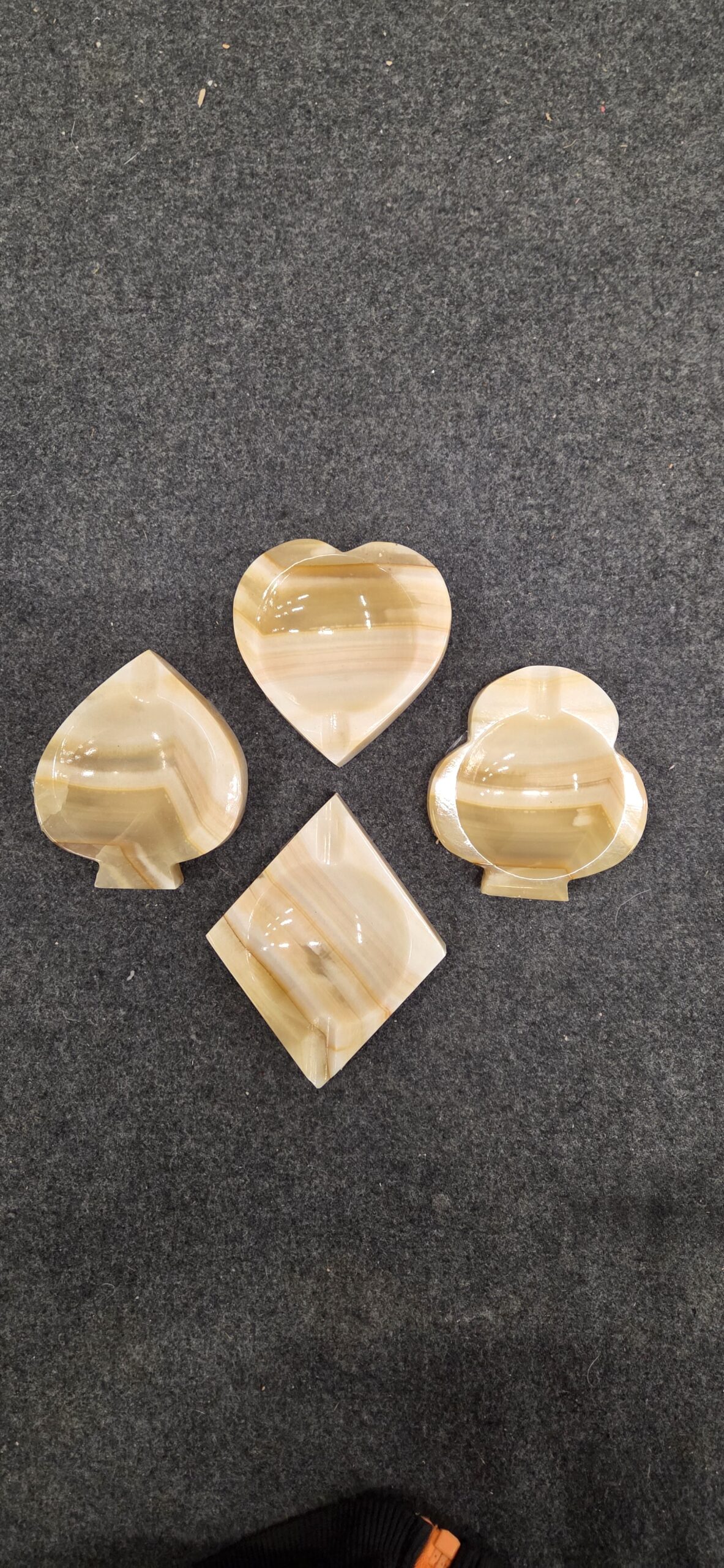 Luxe Vintage Onyx Asbakset – 4-delig Kaartspel Thema (8cm)