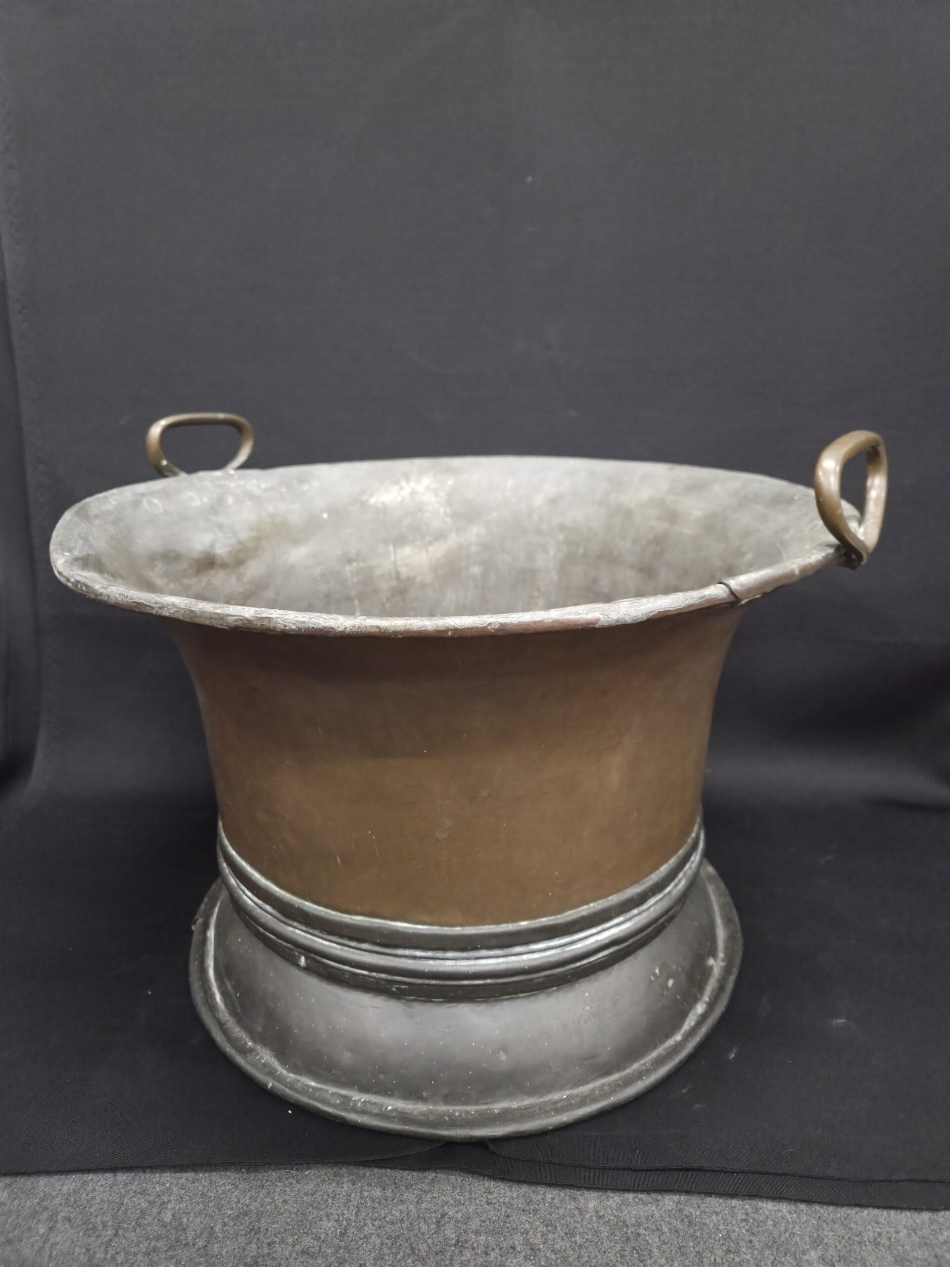 Prachtige Antieke Koperen Houtbak / Plantenbak – Ø 41.5 cm