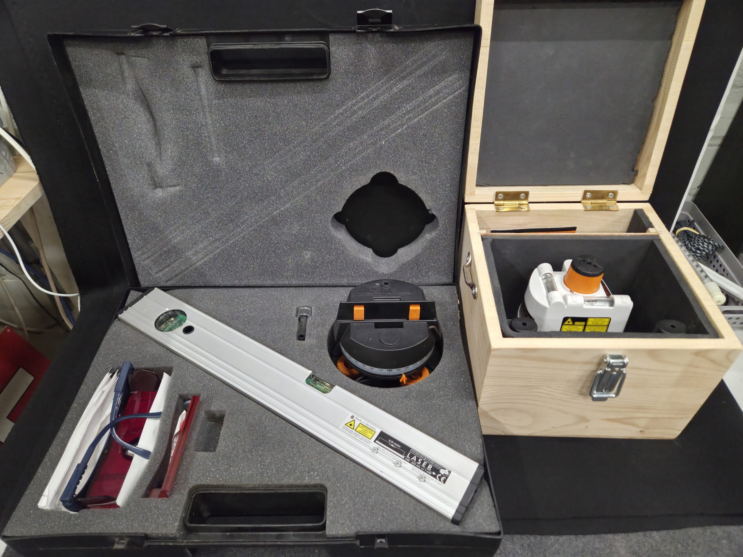 Complete Laserwaterpas & Rotatielaser Set (Made in Germany) – In Koffers