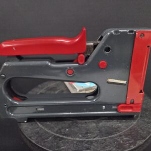 Novus J-17 Handtacker /
