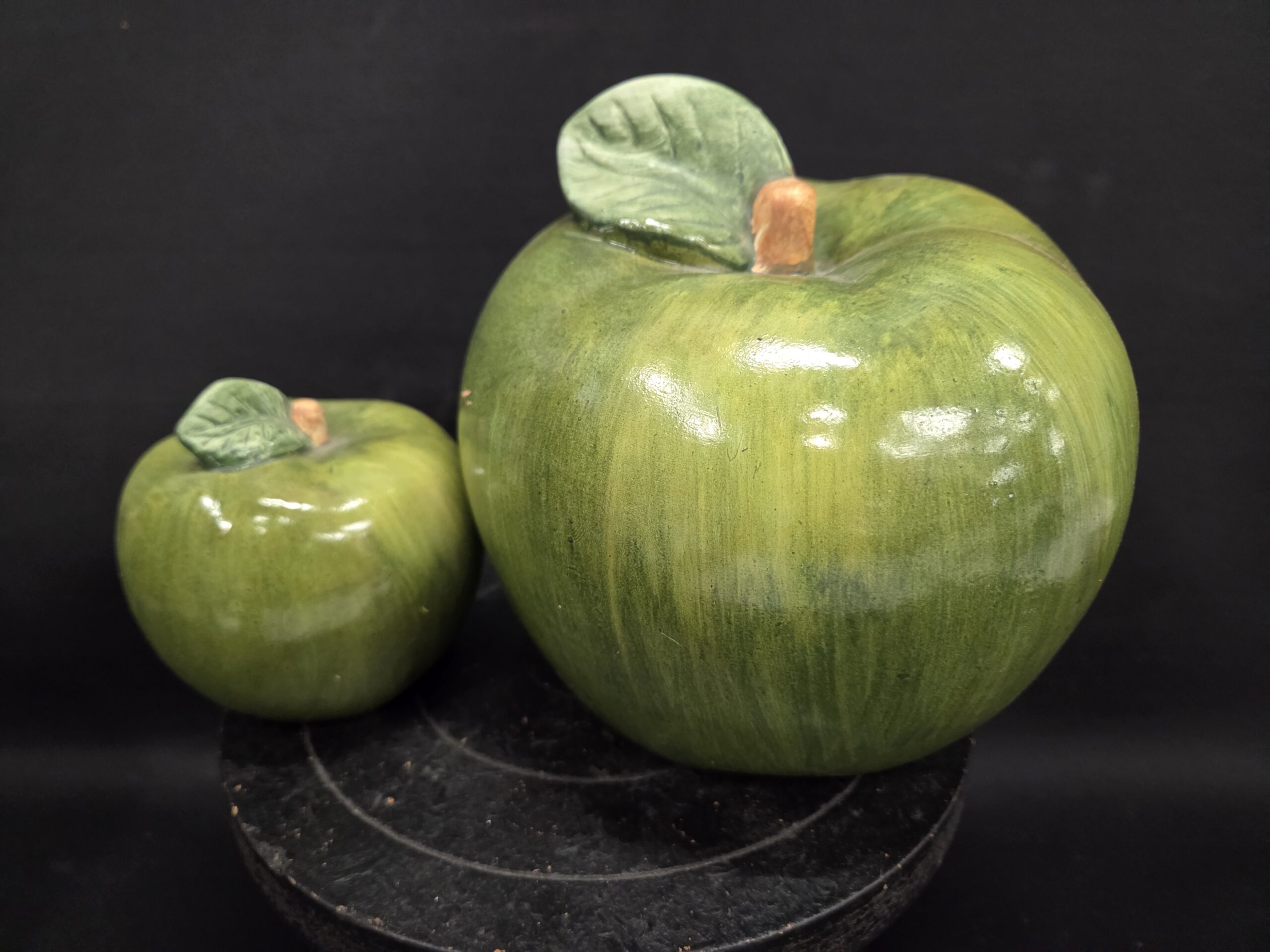 Sfeervolle Set van 2 Groene Keramische Appels (Decoratie)